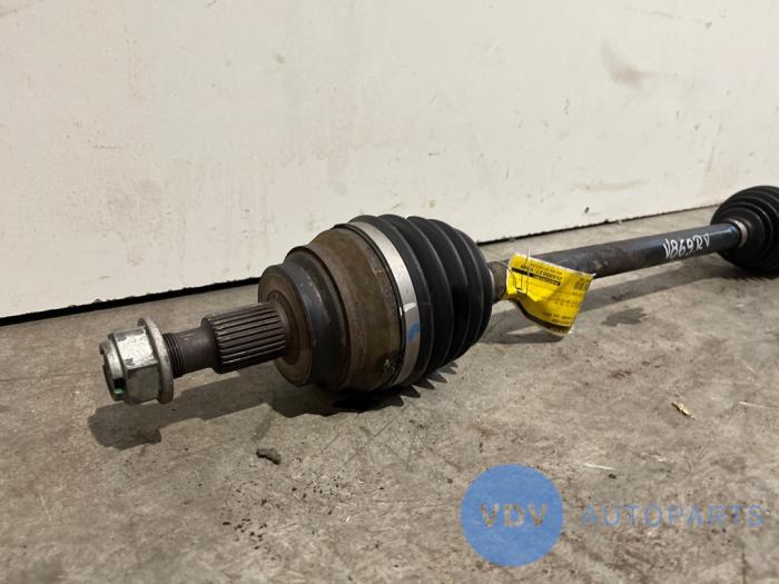 Os napedowa prawy przód Mercedes ML-Klasse