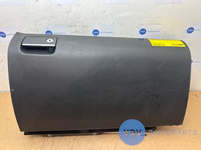 Glovebox Mercedes ML-Klasse