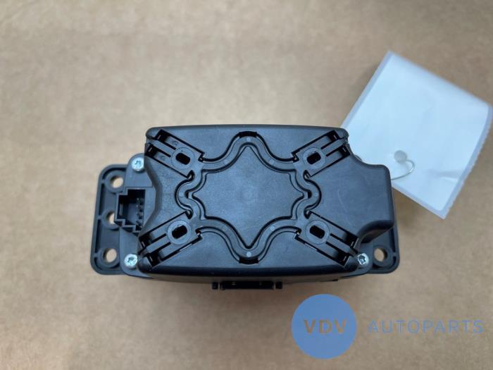 On-board computer controller Mercedes CLA