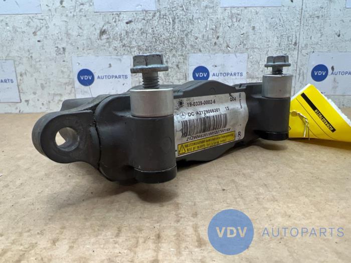 Popup System Motorhaube Mercedes E-Klasse