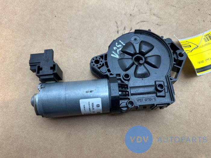 Silnik szyberdachu Mercedes GLC-Klasse