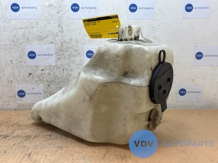 Ruitensproeiertank voor Mercedes E-Klasse