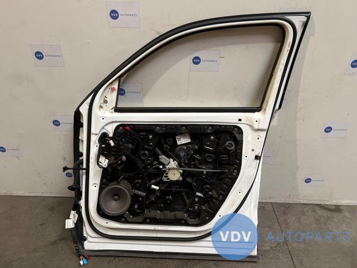 Drzwi prawe przednie wersja 4-drzwiowa Mercedes GLB-Klasse