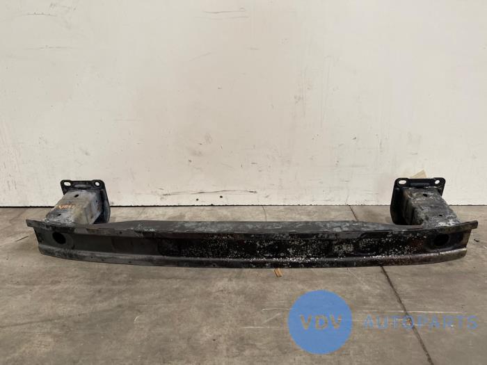 Belka podwozia tyl Mercedes GLB-Klasse