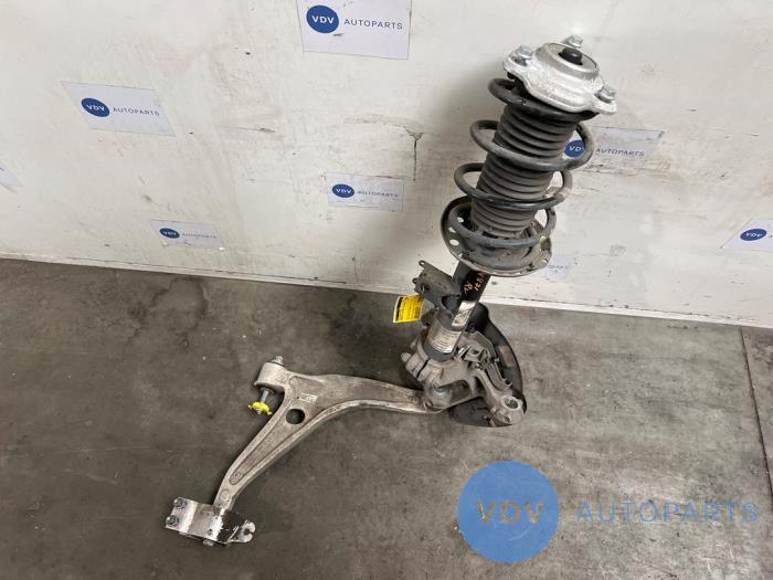 Knuckle, front right Mercedes GLB-Klasse