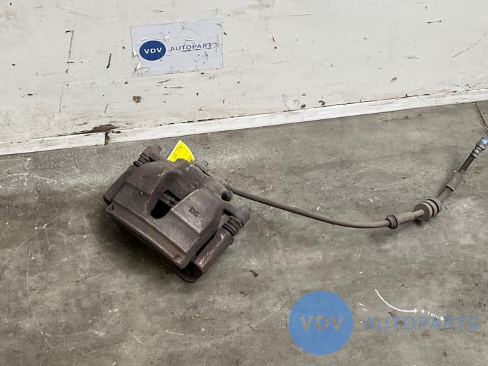 Bremszange links vorne Mercedes GLB-Klasse