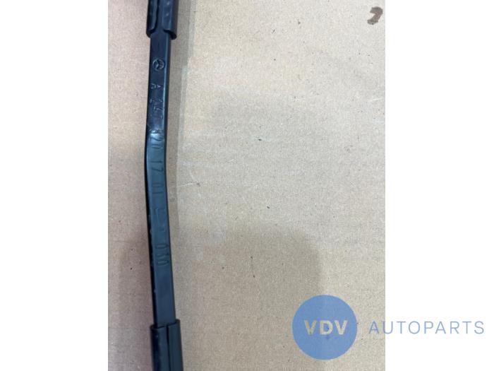 Scheibenwischerarm vorne Mercedes GLB-Klasse