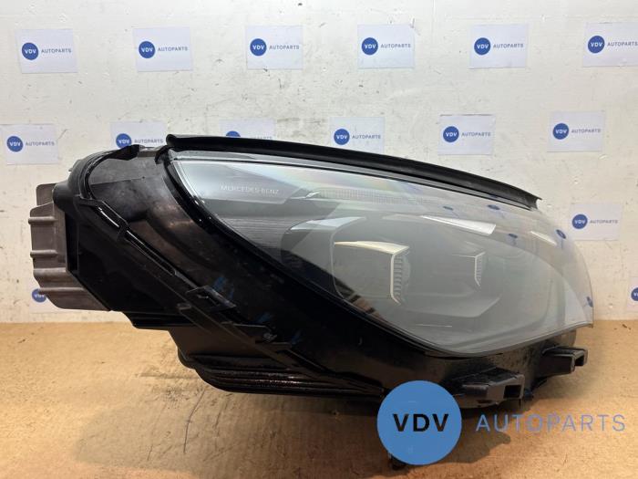 Scheinwerfer rechts Mercedes EQE