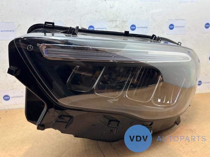 Phare gauche Mercedes GLA