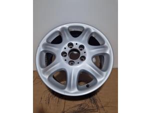 Gebruikte Velg Mercedes S (W220) 3.2 S-320 CDI 24V Prijs € 72,60 Inclusief btw aangeboden door Autoparts Van De Velde