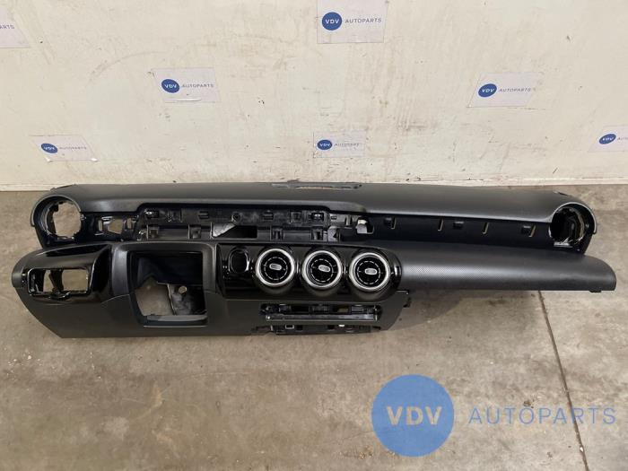 Dashboard Mercedes A-Klasse