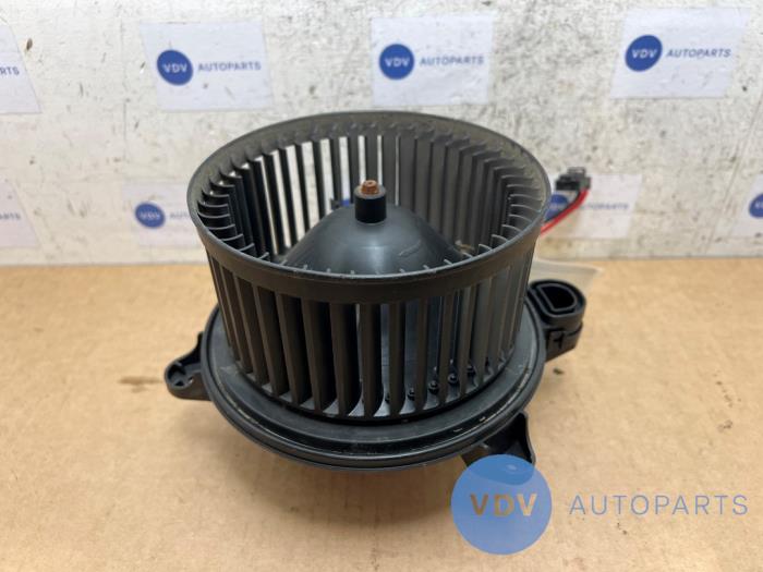 Moteur de ventilation chauffage Mercedes A-Klasse