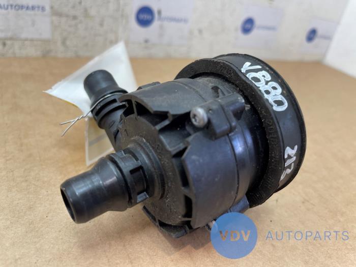 Pompe à eau Mercedes CLS-Klasse