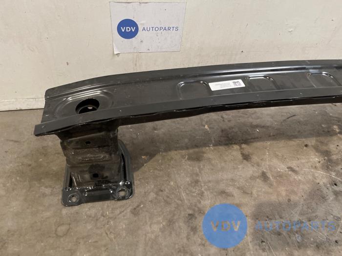 Belka podwozia tyl Mercedes A-Klasse
