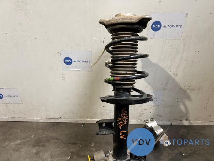 Achsschenkel links vorne Mercedes A-Klasse