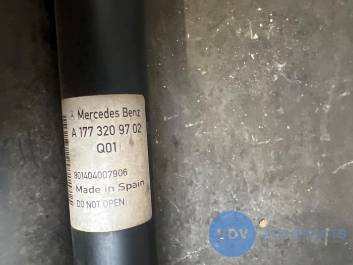 Stoßdämpferset Mercedes A-Klasse