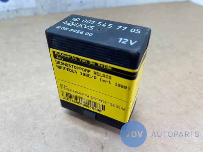 Brandstofpomp relais Mercedes 190E/D