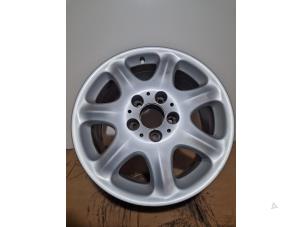 Gebruikte Velg Mercedes S (W220) 3.2 S-320 CDI 24V Prijs € 72,60 Inclusief btw aangeboden door Autoparts Van De Velde