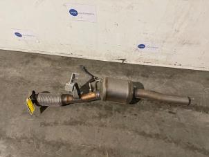 Gebruikte Uitlaat Middendemper Mercedes A (177.0) 1.3 A-180 Turbo 16V Prijs € 242,00 Inclusief btw aangeboden door Autoparts Van De Velde