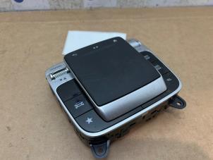 Gebruikte Bediening boordcomputer Mercedes A (177.0) 1.3 A-180 Turbo 16V Prijs € 78,65 Inclusief btw aangeboden door Autoparts Van De Velde