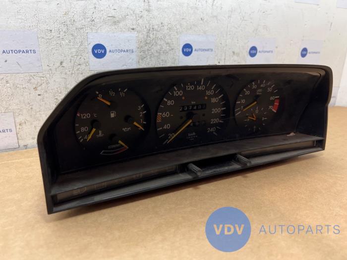 Compteur kilométrique KM Mercedes 190E/D