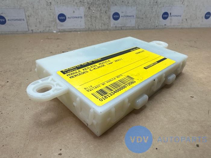 Modul keyless vehicle Mercedes E-Klasse