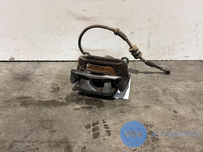 Remklauw (Tang) links-voor Mercedes A-Klasse