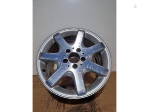 Gebruikte Velg Mercedes SLK (R170) 2.0 200 K 16V Prijs € 108,90 Inclusief btw aangeboden door Autoparts Van De Velde