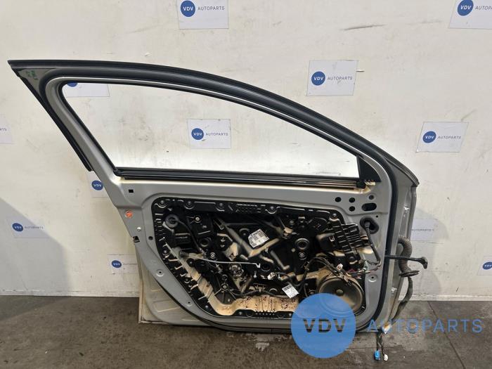 Door 4-door, front left Mercedes A-Klasse