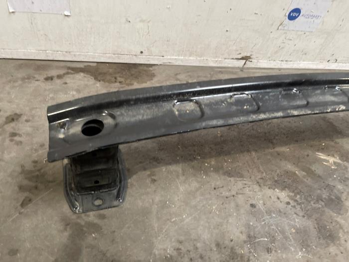 Chassisbalk achter Mercedes A-Klasse