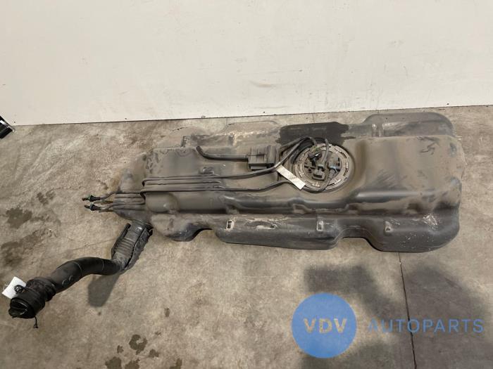 Réservoir de carburant Mercedes Vito