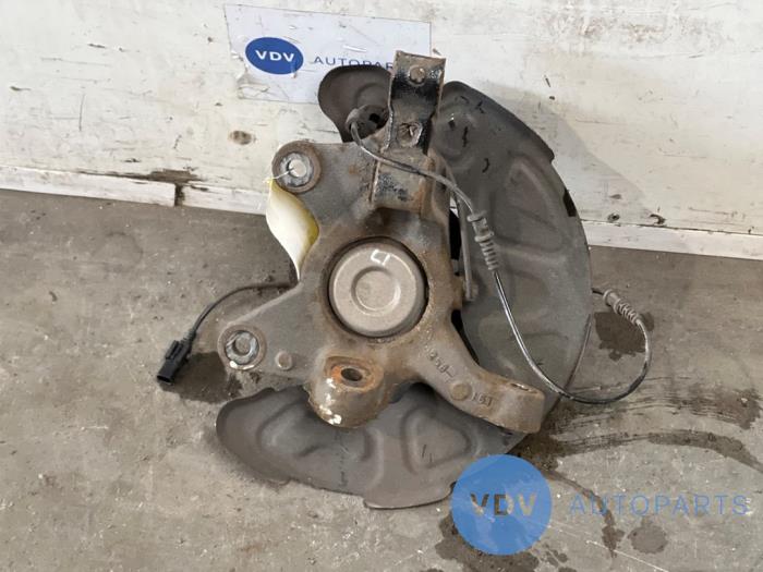 Achsschenkel links vorne Mercedes Vito