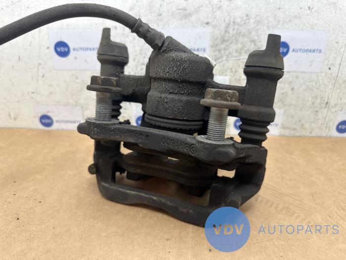 Pinza de freno derecha detrás Mercedes Vito