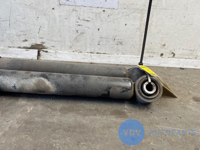 Stoßdämpferset Mercedes Vito