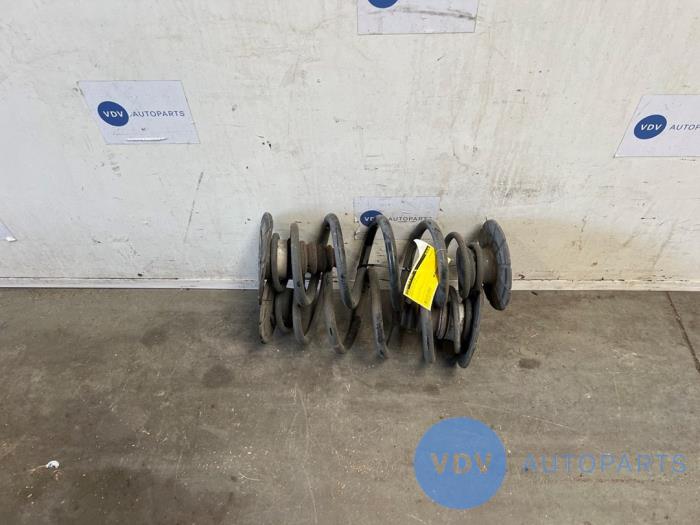 Rear coil spring Mercedes Vito