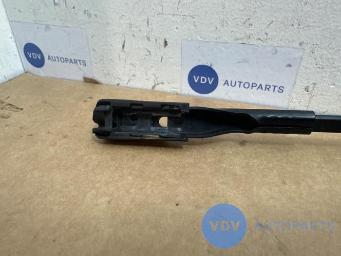 Scheibenwischerarm vorne Mercedes Vito