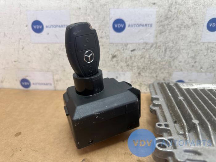 Ignition lock + computer Mercedes Vito
