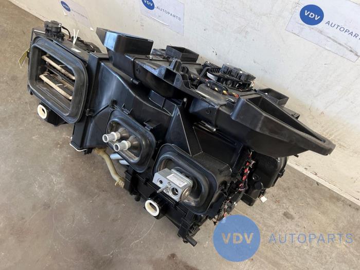 Cuerpo de calefactor Mercedes Vito