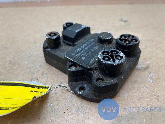 Module d'allumage Mercedes 190E/D
