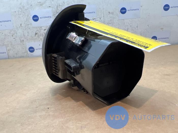 Kratka wentylacyjna deski rozdzielczej Mercedes A-Klasse