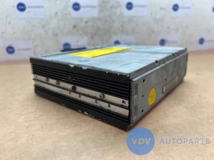 Radio amplifier Mercedes S-Klasse