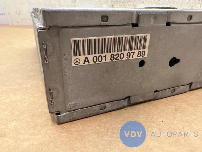 Radio amplifier Mercedes S-Klasse