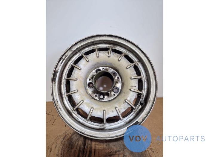 Wheel Mercedes 280SL-500SLC