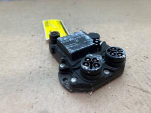 Gebruikte Ontstekingsmodule Mercedes 190 (W201) 1.8 E Prijs € 108,90 Inclusief btw aangeboden door Autoparts Van De Velde