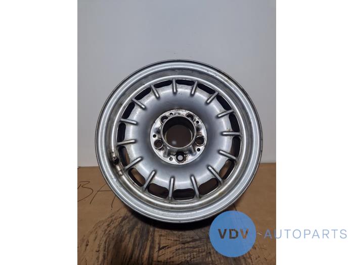 Wheel Mercedes 280SL-500SLC
