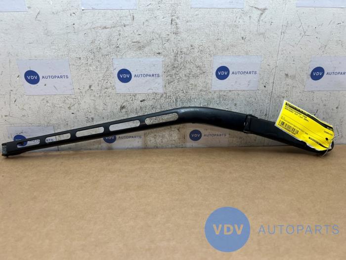 Scheibenwischerarm vorne Mercedes CLK