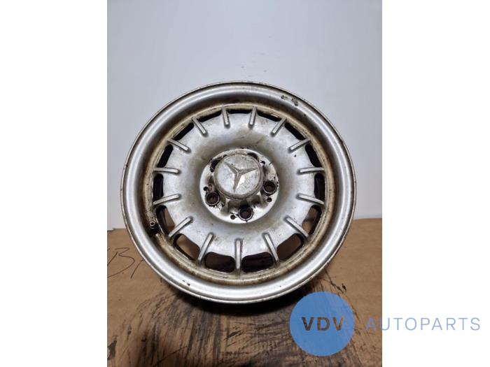 Wheel Mercedes 280SL-500SLC