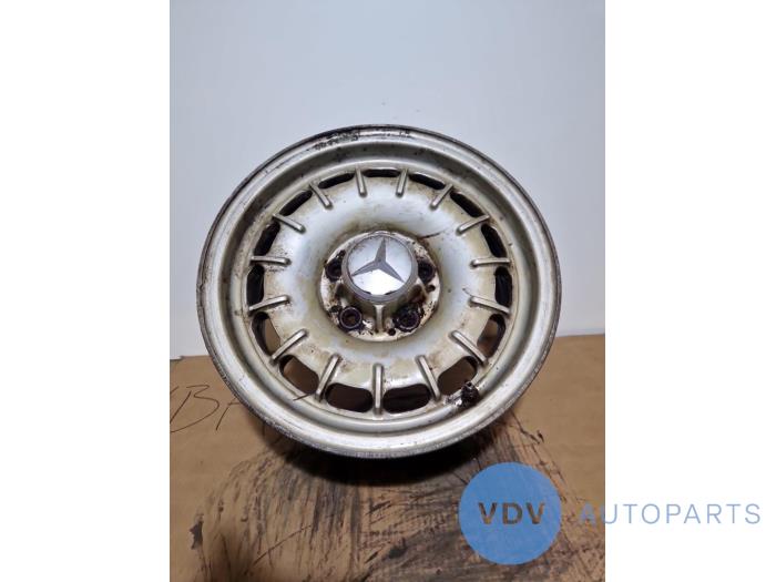 Wheel Mercedes 280SL-500SLC