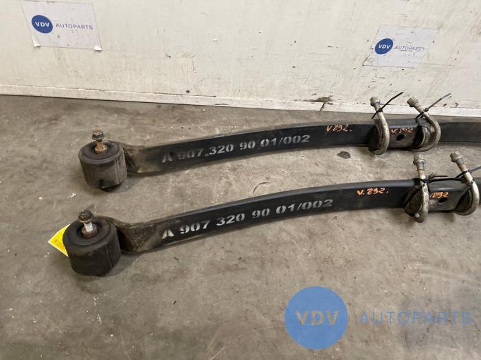 Sprezyna piórowa tyl Mercedes Sprinter