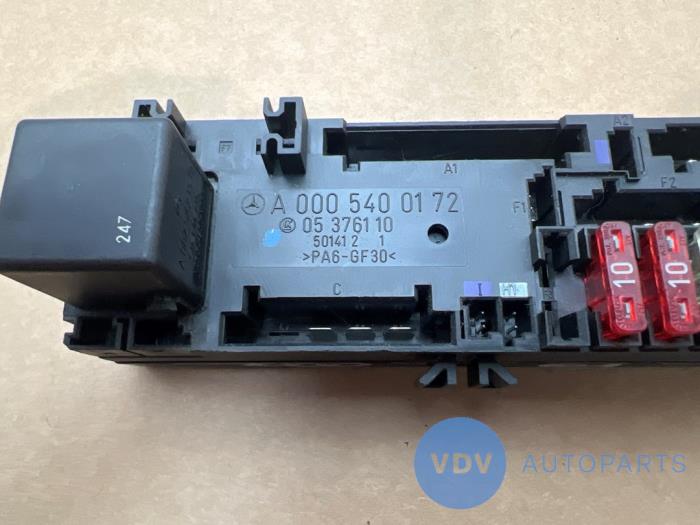 Fuse box Mercedes E-Klasse
